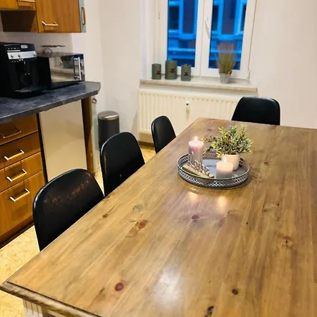 Moderne Am Stadtwald Von Apartment